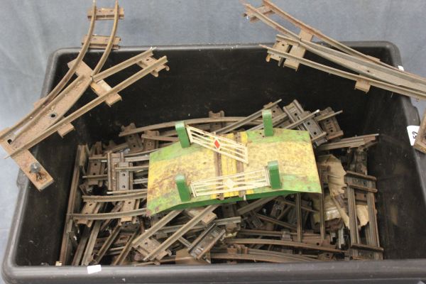 Quantity of `O` Gauge Train Track