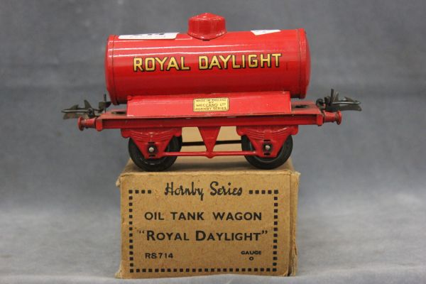 Boxed Hornby O Gauge Oil Tank Wagon "Royal Daylight"