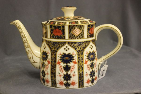 A Royal Crown Derby `Old Imari` Teapot