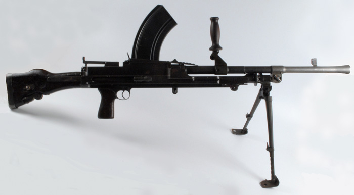 1943: British Army Bren light machine gunDeactivated Bren Mk I Light Machine Gun. With British proof