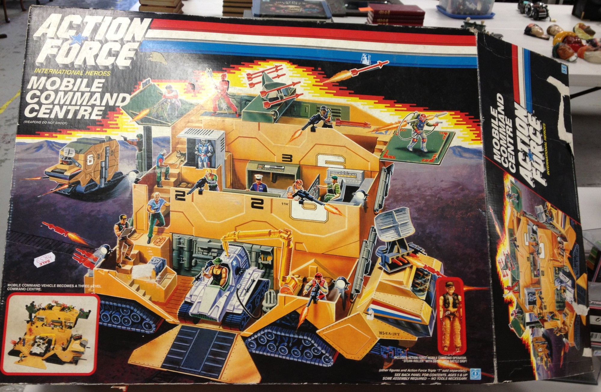 Boxed Action Force Mobile Command Centre