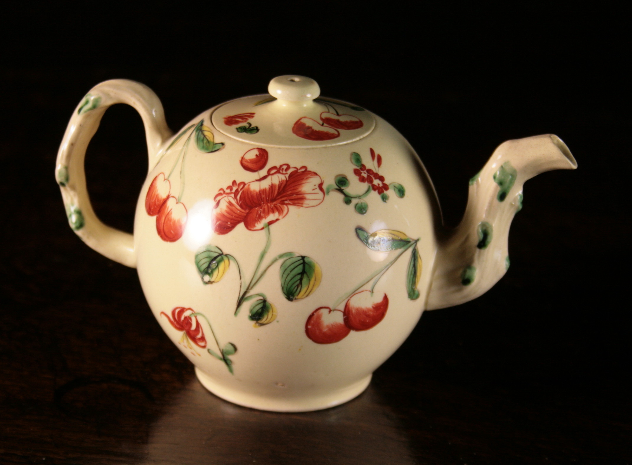 An 18th Century Creamware Teapot attributed to the Cockpit Hill Pottery. Derbyshire, Circa 1760.