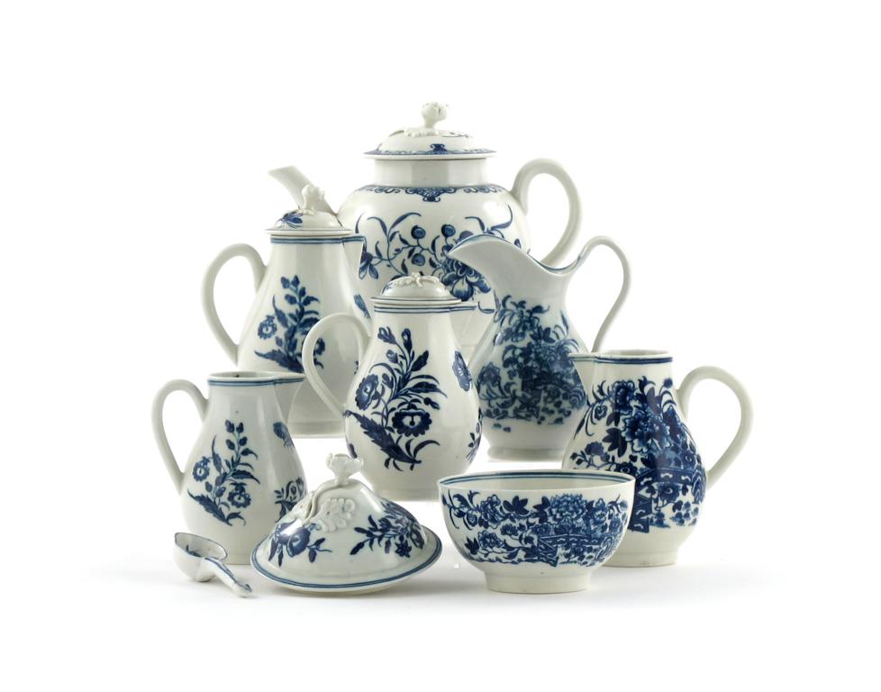 A collection of English blue and white tea wares 2nd half 18th century, mostly Worcester and