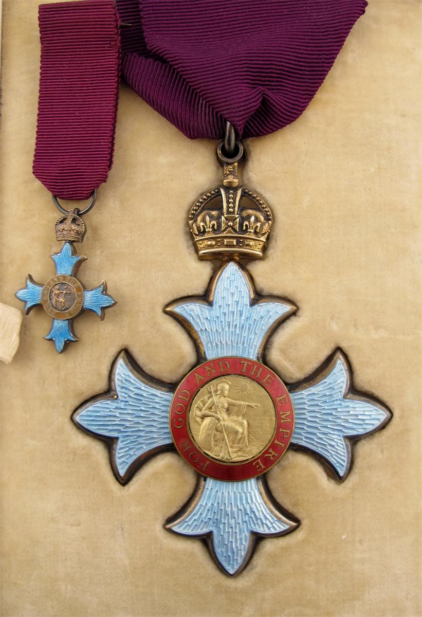 The Most Excellent Order of the British Empire, C.B.E. (Civil), Commander`s 2nd type neck badge,