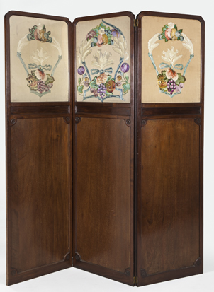 A MAHOGANY AND NEEDLEWORK THREE PANEL SCREEN, 19TH CENTURY each hinged panel surmounted by a foliate