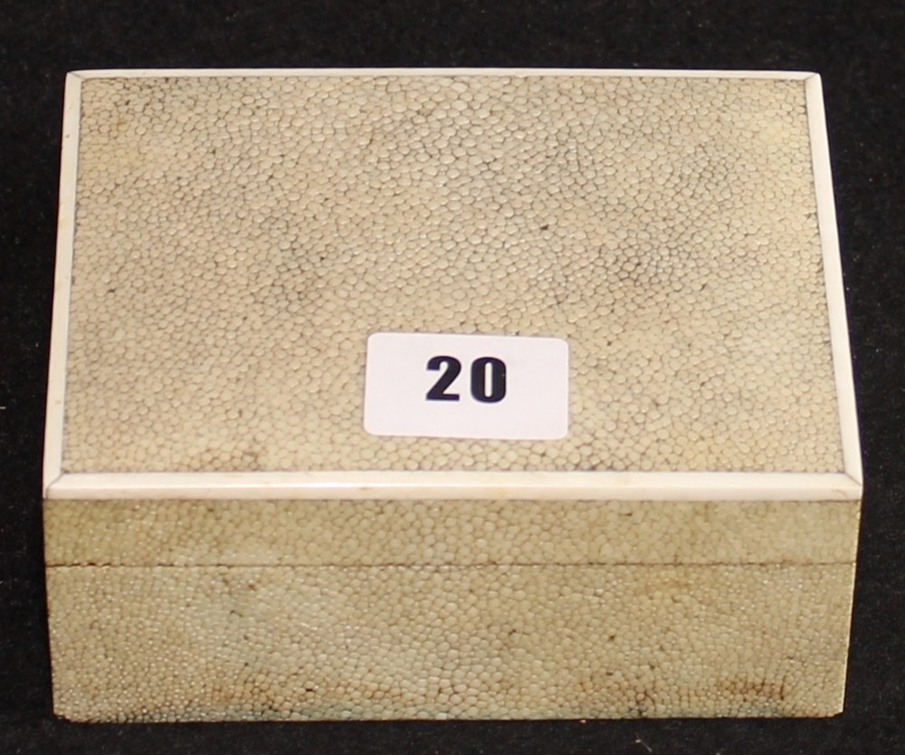 19th century shagreen cigarette box, 13cm.