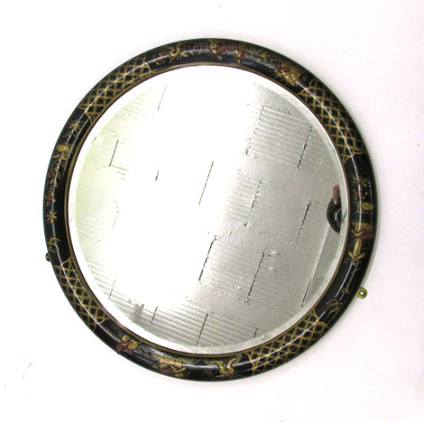 A 1930s wall mirror, the circular plate with bevelled edge in a chinoiserie frame, frame d. 52