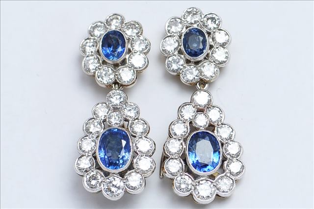 A PAIR OF BEAUTIFULLY MADE ELEGANT SAPPHIRE AND DIAMOND DOUBLE DROP CLUSTER EARRINGS, each