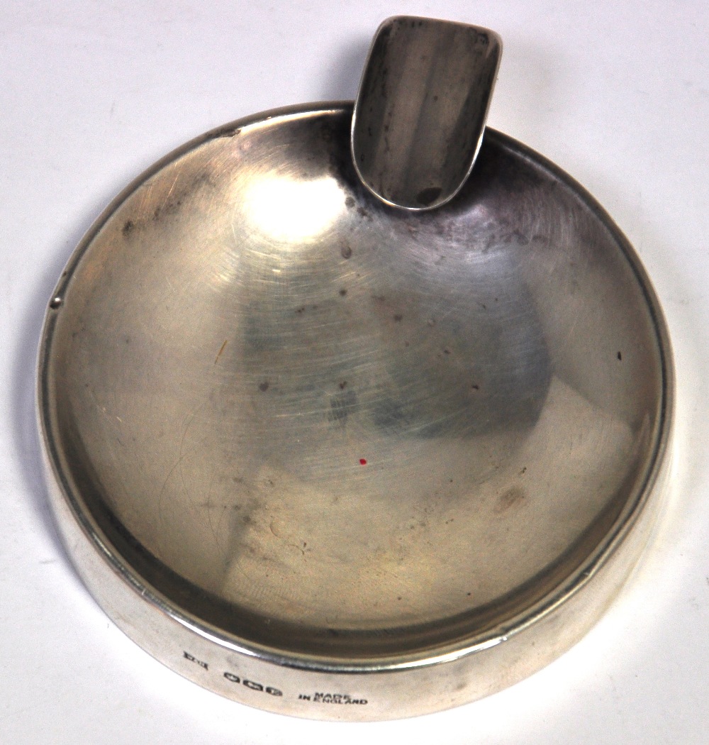 A George VI hallmarked silver ashtray, Sheffield 1948.