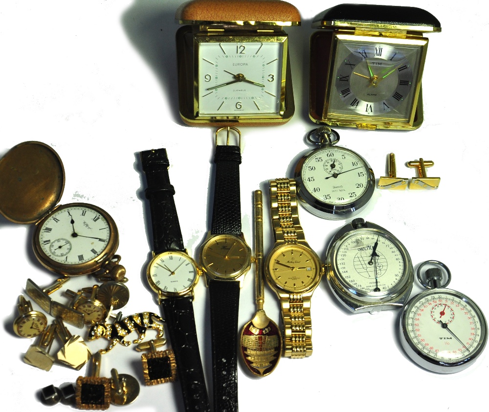 A small quantity of pocket watches, gents wristwatches, cufflinks etc.