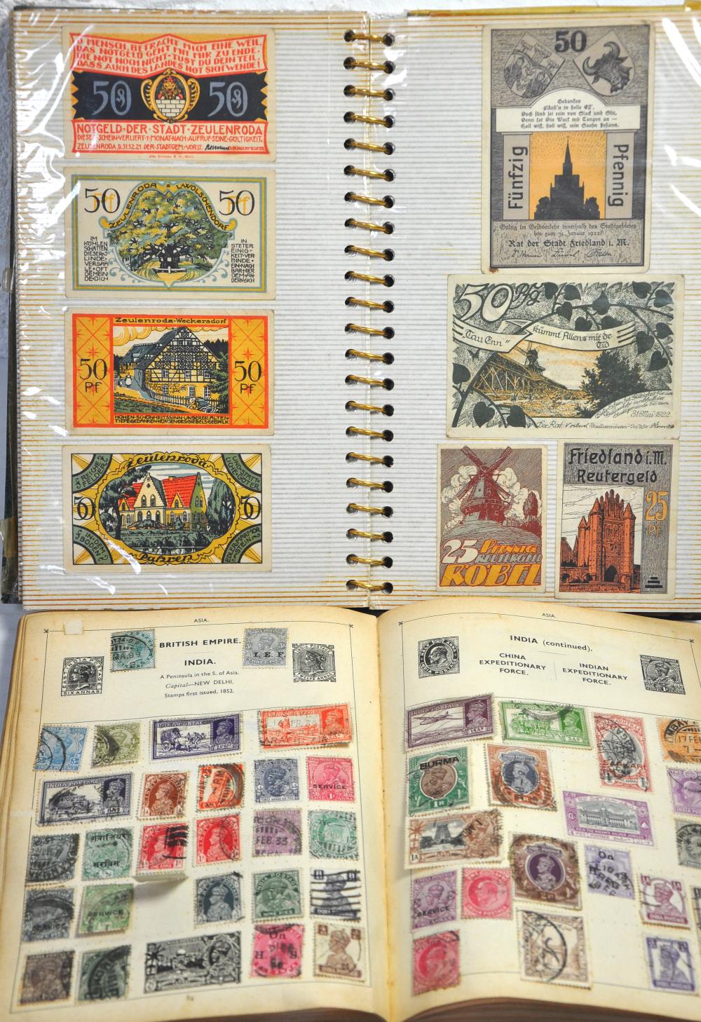 A book of various bank notes to include Continental bank notes and a 1930s mercury album with a