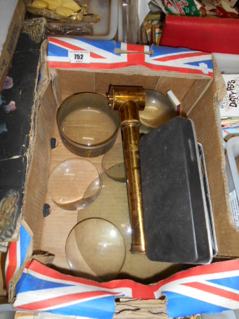 A Box of Assorted Lenses, some brass cased.