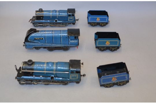 O Gauge Chad Valley:- 2 x 4-4-0 reversing c/work locomotives & tenders Blue 10138, together