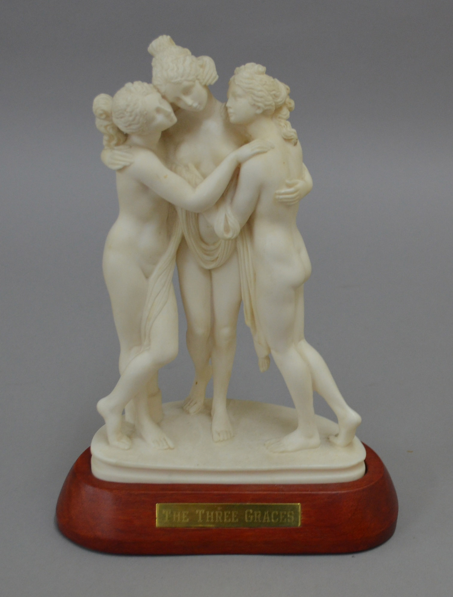 Reproduction composite model of `The Three Graces`.