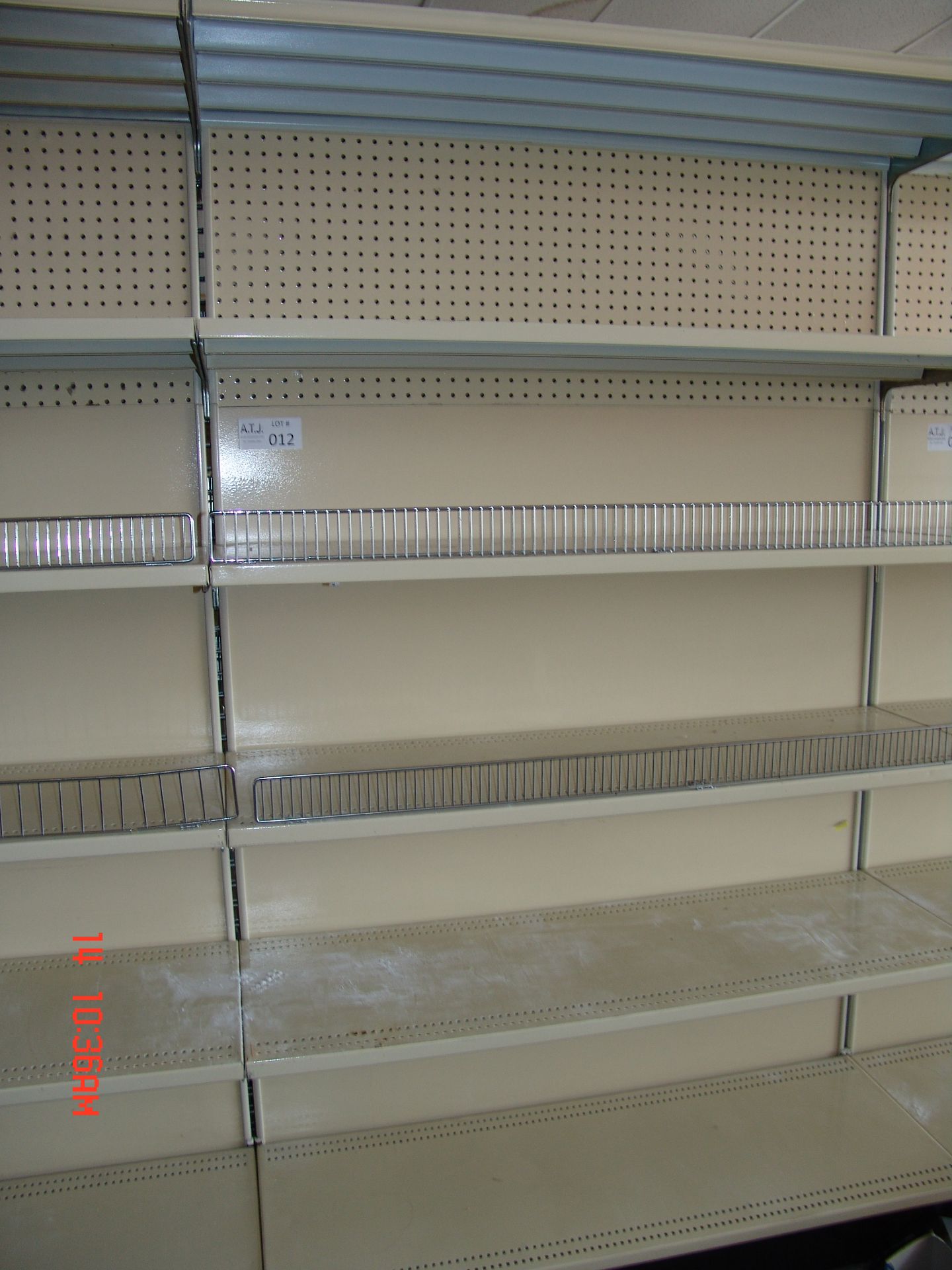 Beige Metal Retail Display Gondola shelving Double Sided 49lx36wx80h