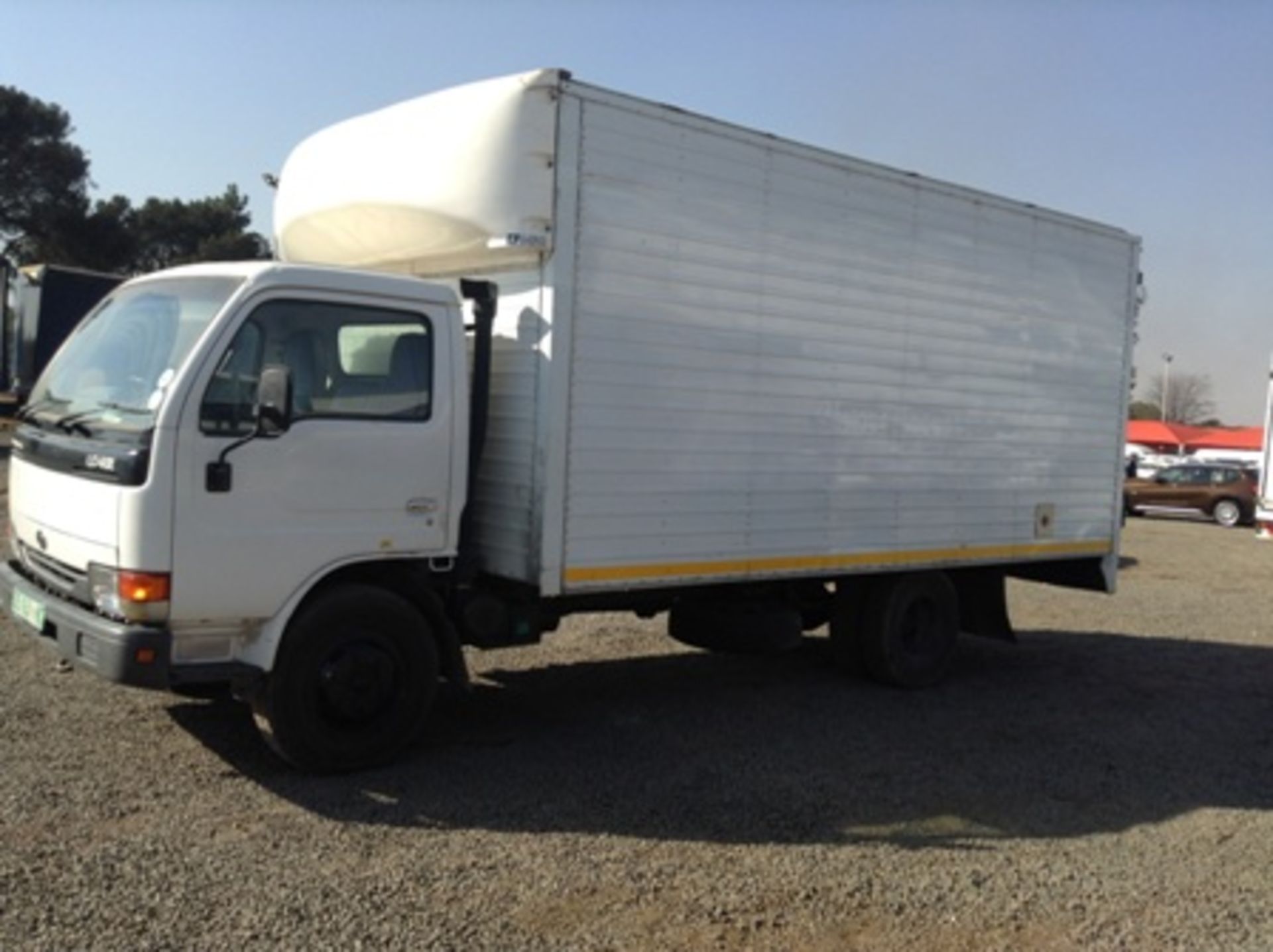 2006 005KLVNC NISSAN UD 40L VOLUME BODY TRUCK  KM 597490
(1 KRUGER AVE, ESTOIRE, BLOEMFONTEIN)