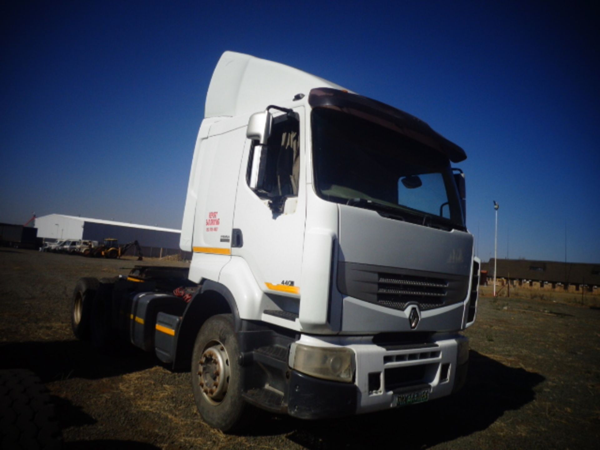 2008 DMK363FS RENAULT PREMIUM 440/26 DXI DOUBLE AXLE HORSE - NO KEY
(1 KRUGER AVE, ESTOIRE,