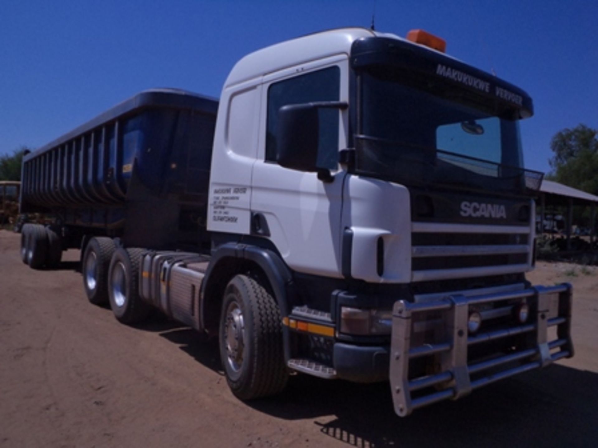 2005 BSJ861NC SCANIA 380 P114GA 6X4 DOUBLE AXLE HORSE  KM 473314
(8 FULLER STREET, OLIFANSTHOEK,