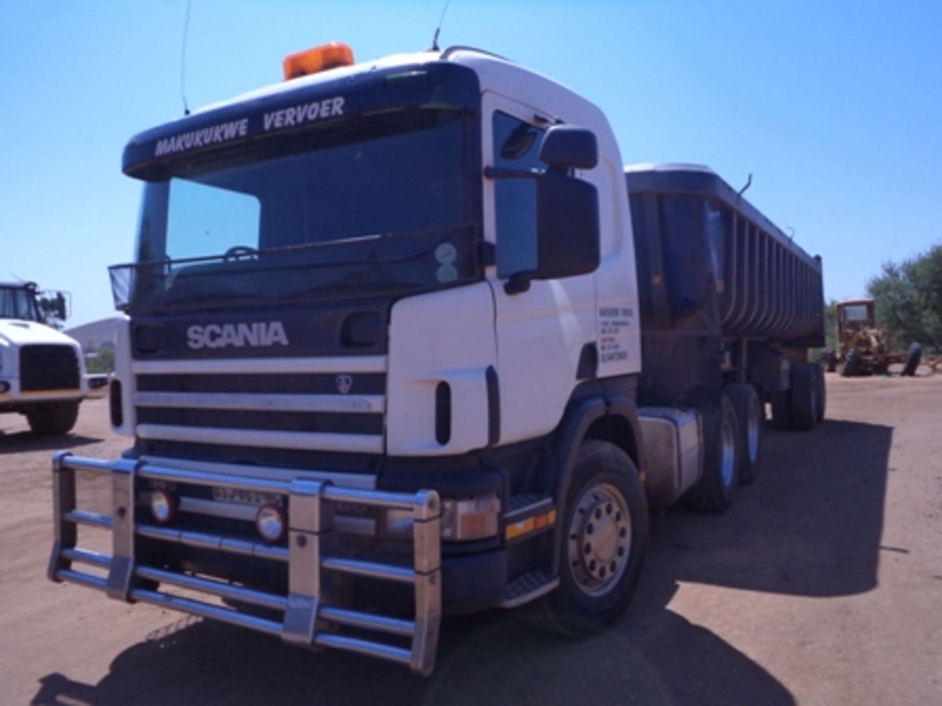 2005 BSJ861NC SCANIA 380 P114GA 6X4 DOUBLE AXLE HORSE  KM 473314
(8 FULLER STREET, OLIFANSTHOEK, - Image 2 of 6