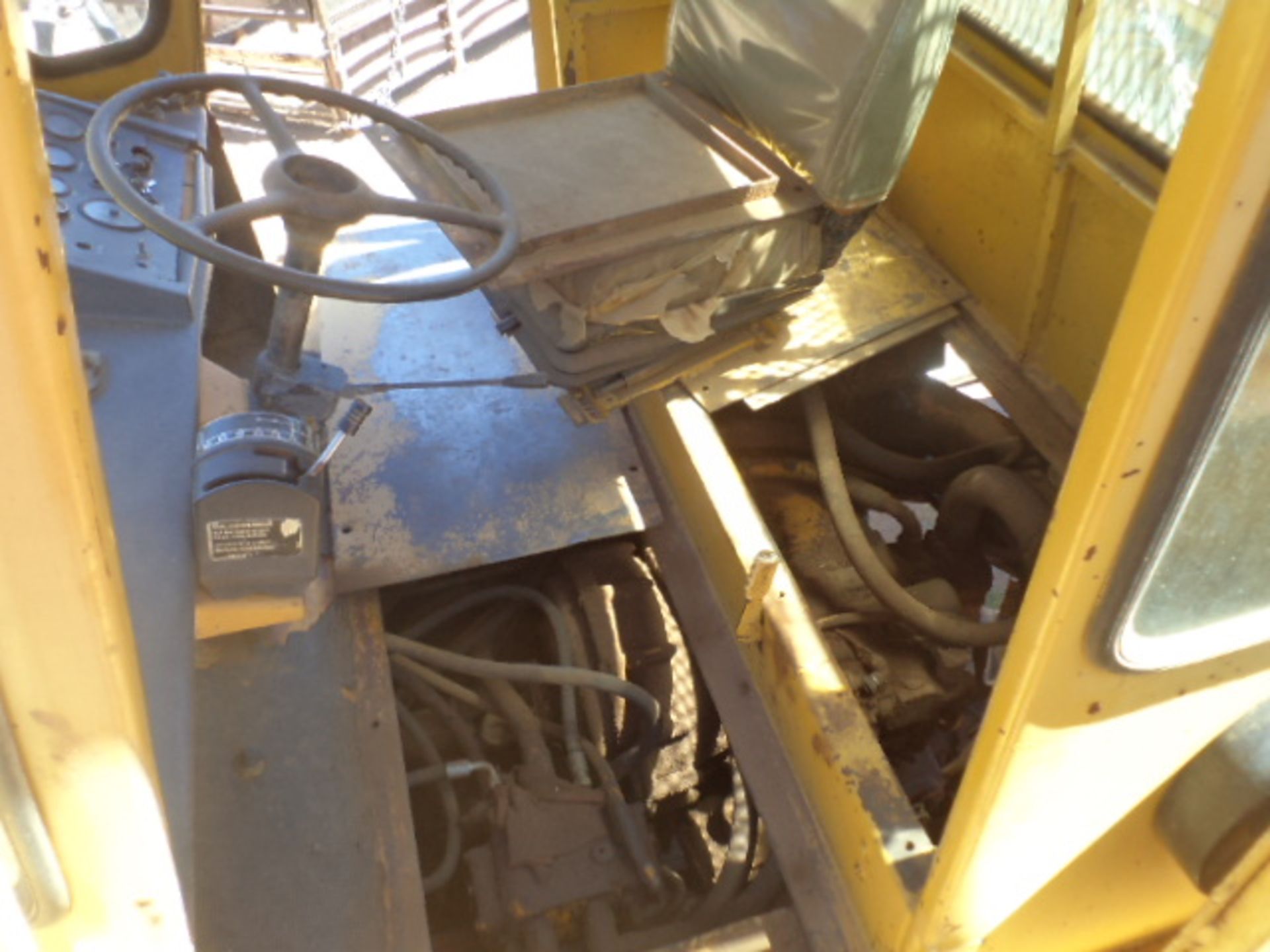 BELL B25 DUMPER TRUCK 56777 HRS (NON RUNNER) (COMPLETE 407 ADE TURBO ENGINE TO BE FITTED)
(8 FULLER - Image 3 of 8