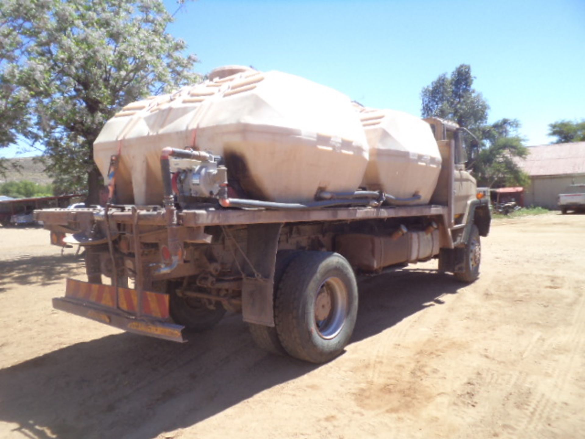 BWC317NC SAMIL 50 4X4  SINGLE AXLE WATER TRUCK (10 000L)  KM 22713KM/2761 HRS
(8 FULLER STREET, - Image 6 of 8