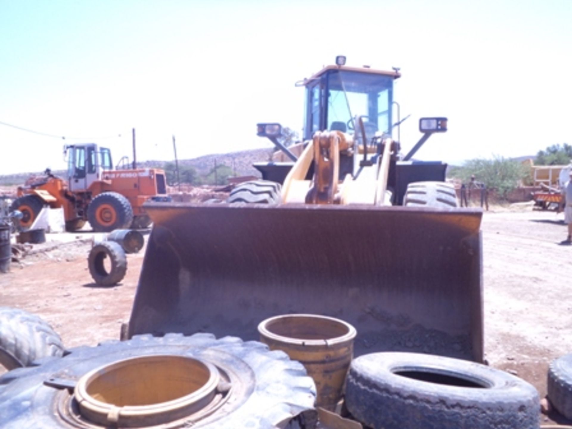 BULLER 956 FRONT END LOADER 
(LANGEBERG STENE, OLIFANTSHOEK, NORTHERN CAPE) - Image 2 of 5