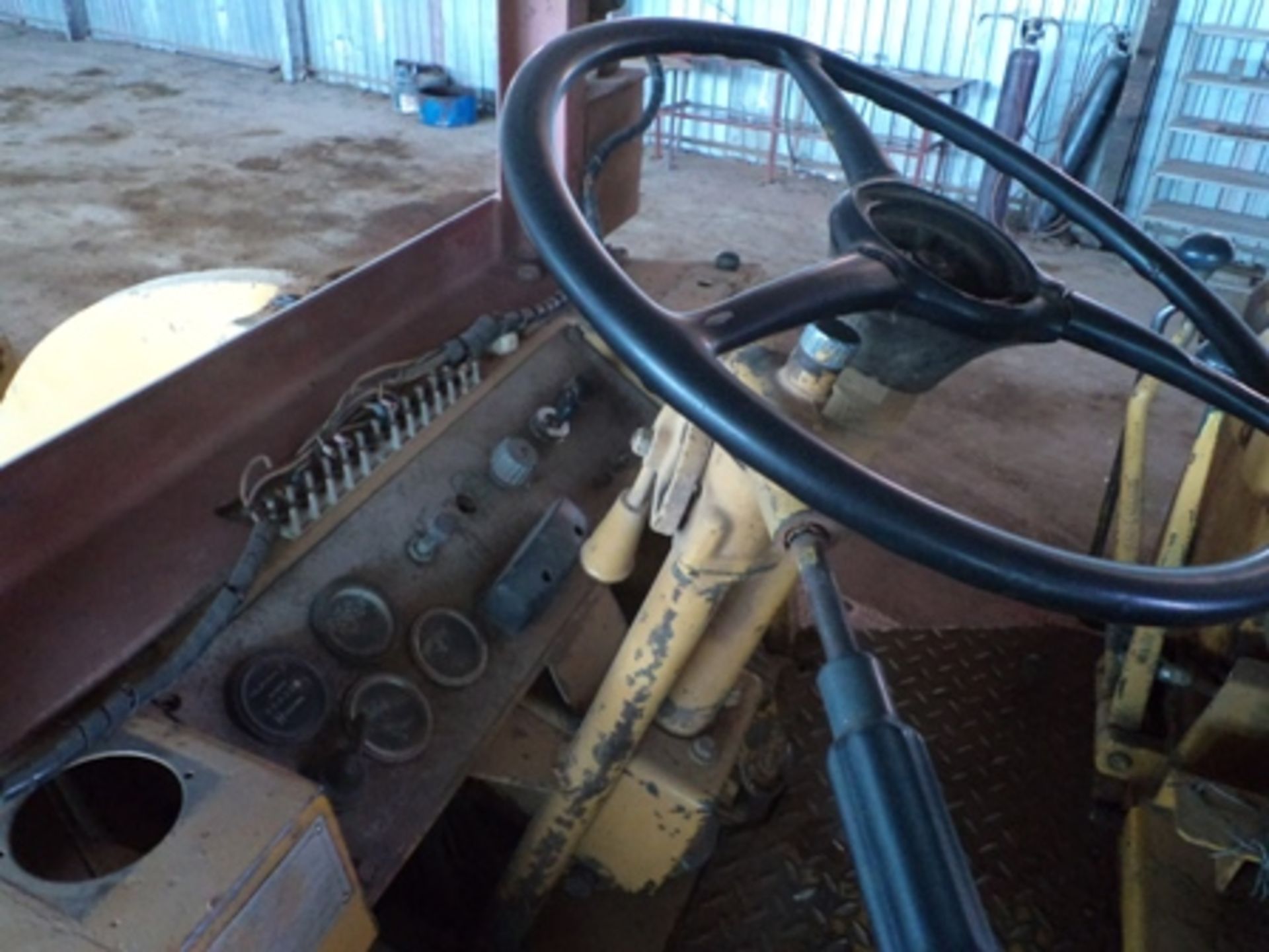 CAT 920 FRONT END LOADER  0049 HRS
(8 FULLER STREET, OLIFANTSHOEK, NORTHERN CAPE) - Image 5 of 8