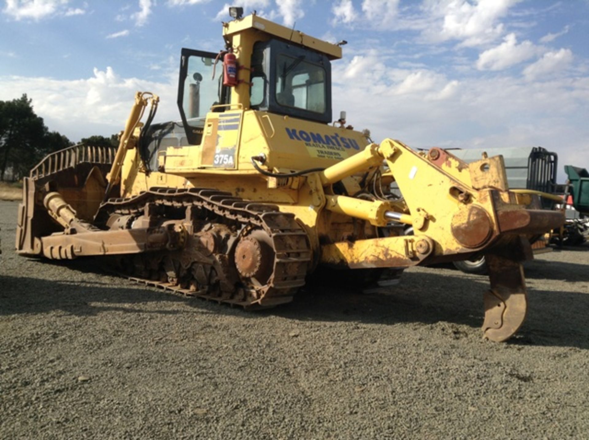 2008 KOMATSU D375A-5 BULL DOZER  16820 HRS
 (1 KRUGER AVE, ESTOIRE, BLOEMFONTEIN) - Image 4 of 11