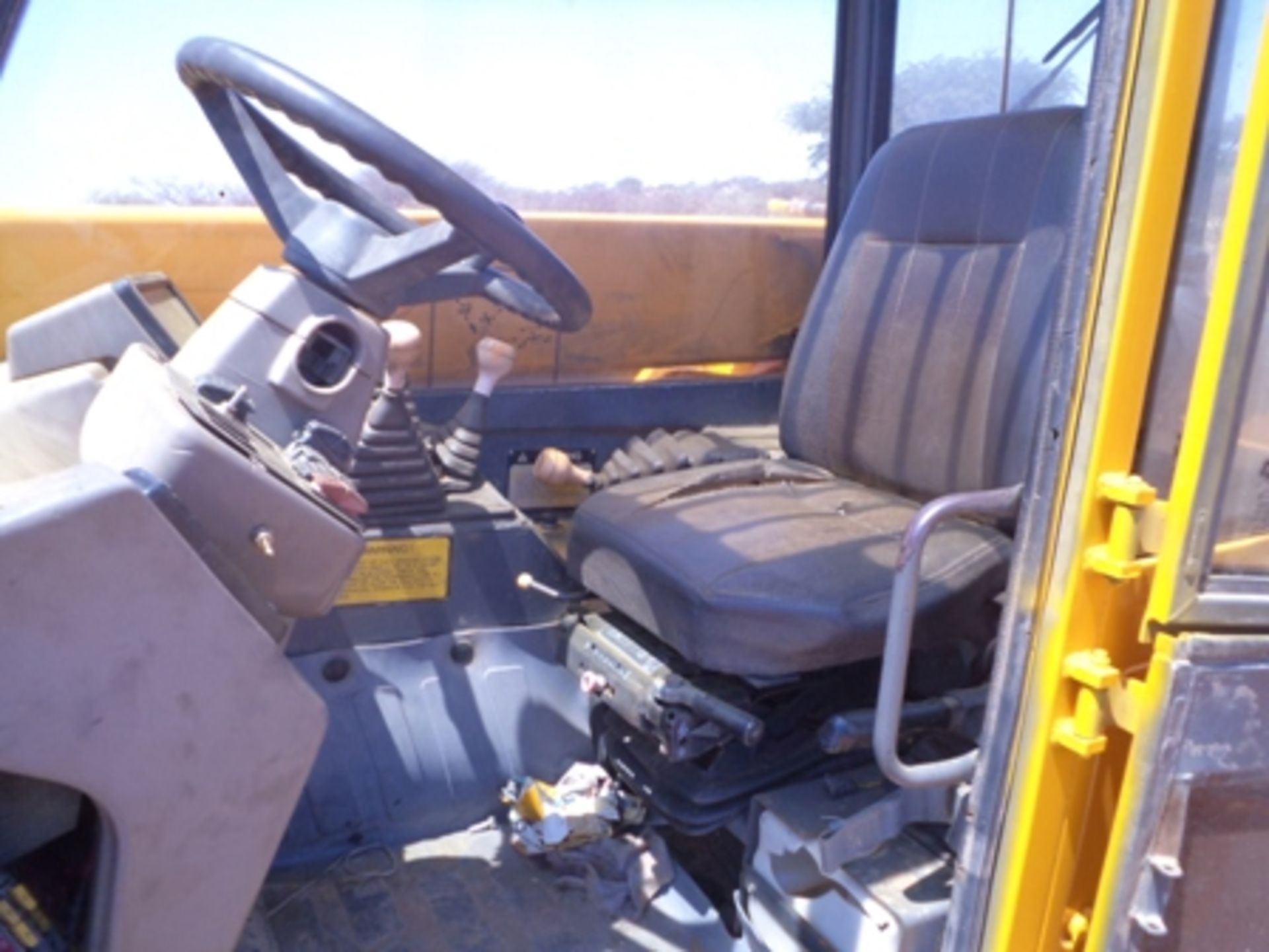 JCB FRONT END LOADER  9388 HRS
(LANGEBERG STENE, OLIFANTSHOEK, NORTHERN CAPE) - Image 5 of 7