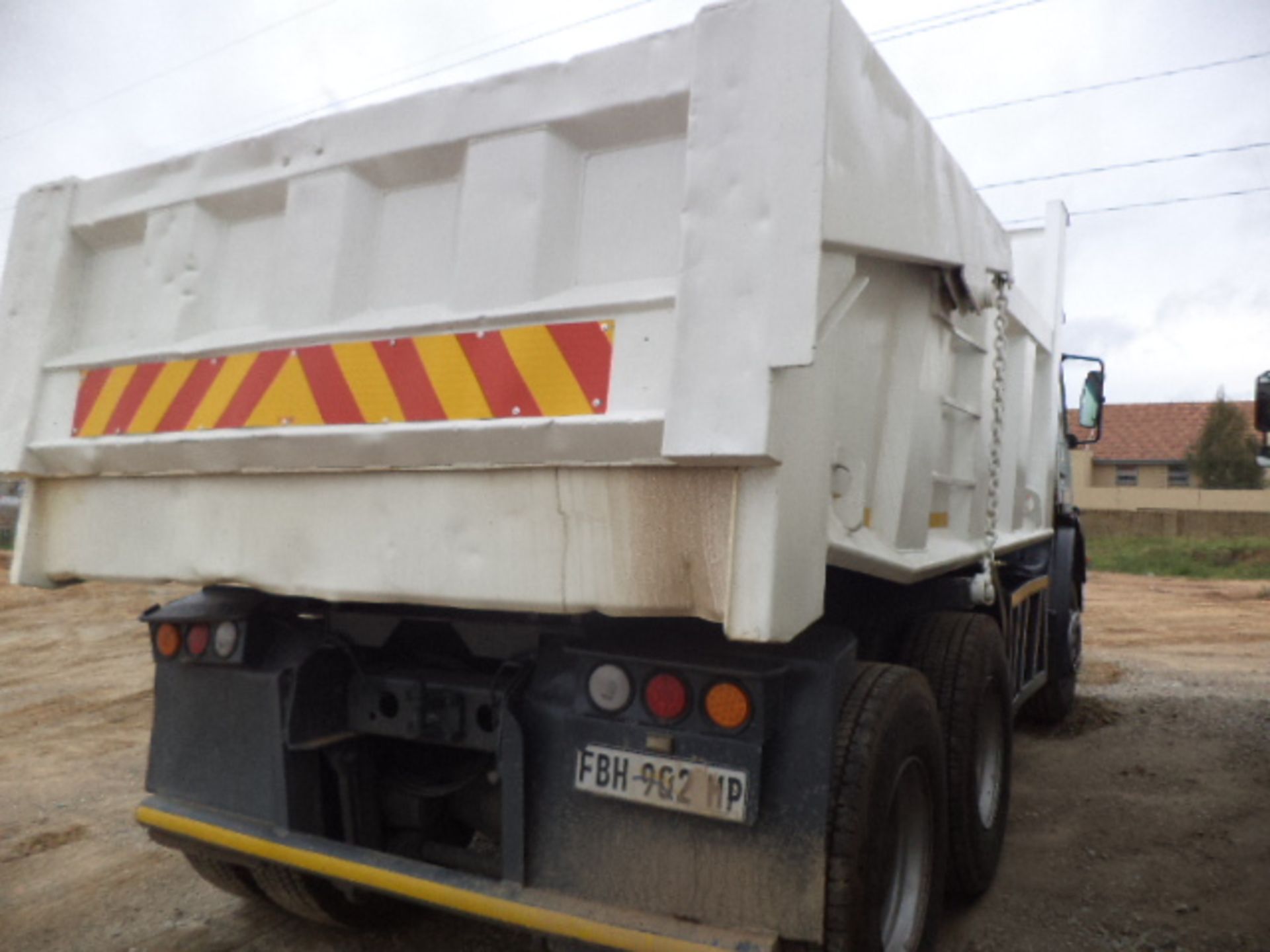 2003-08-20 FBH902MP Mercedes-Benz Atego 2628B 10m³ Tipper Truck (Vin No: WDB9536416K795238 )(Km's - Image 4 of 4