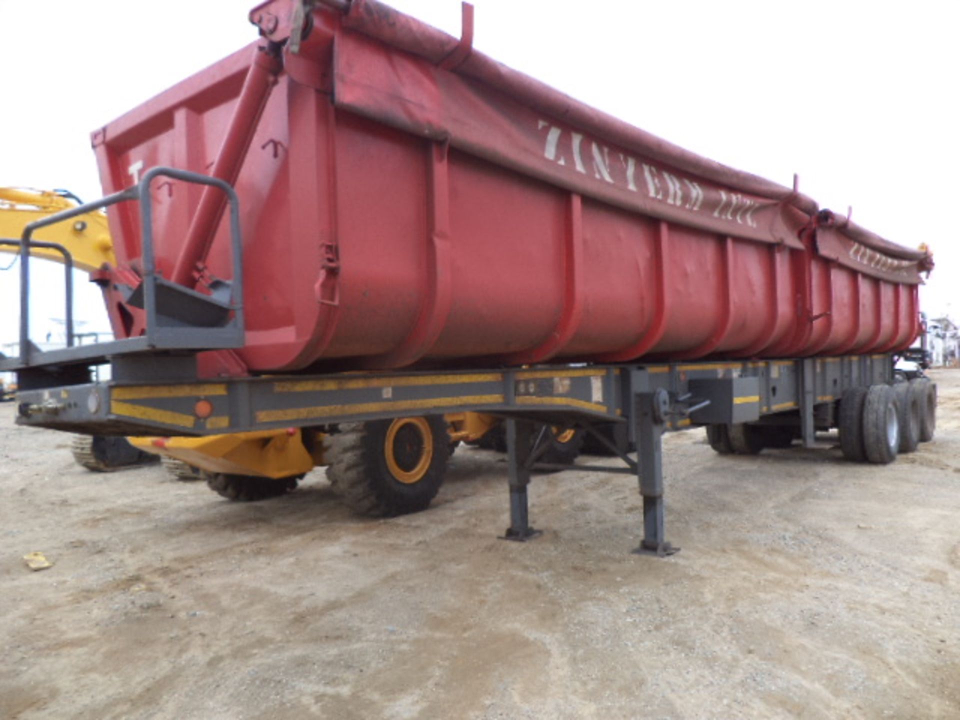 2008-04-11 DG81XMGP Top Trailer Tri Axle Twin Bin Side Tipper Trailer (Vin No: ADSM342WA71ST1631 )(