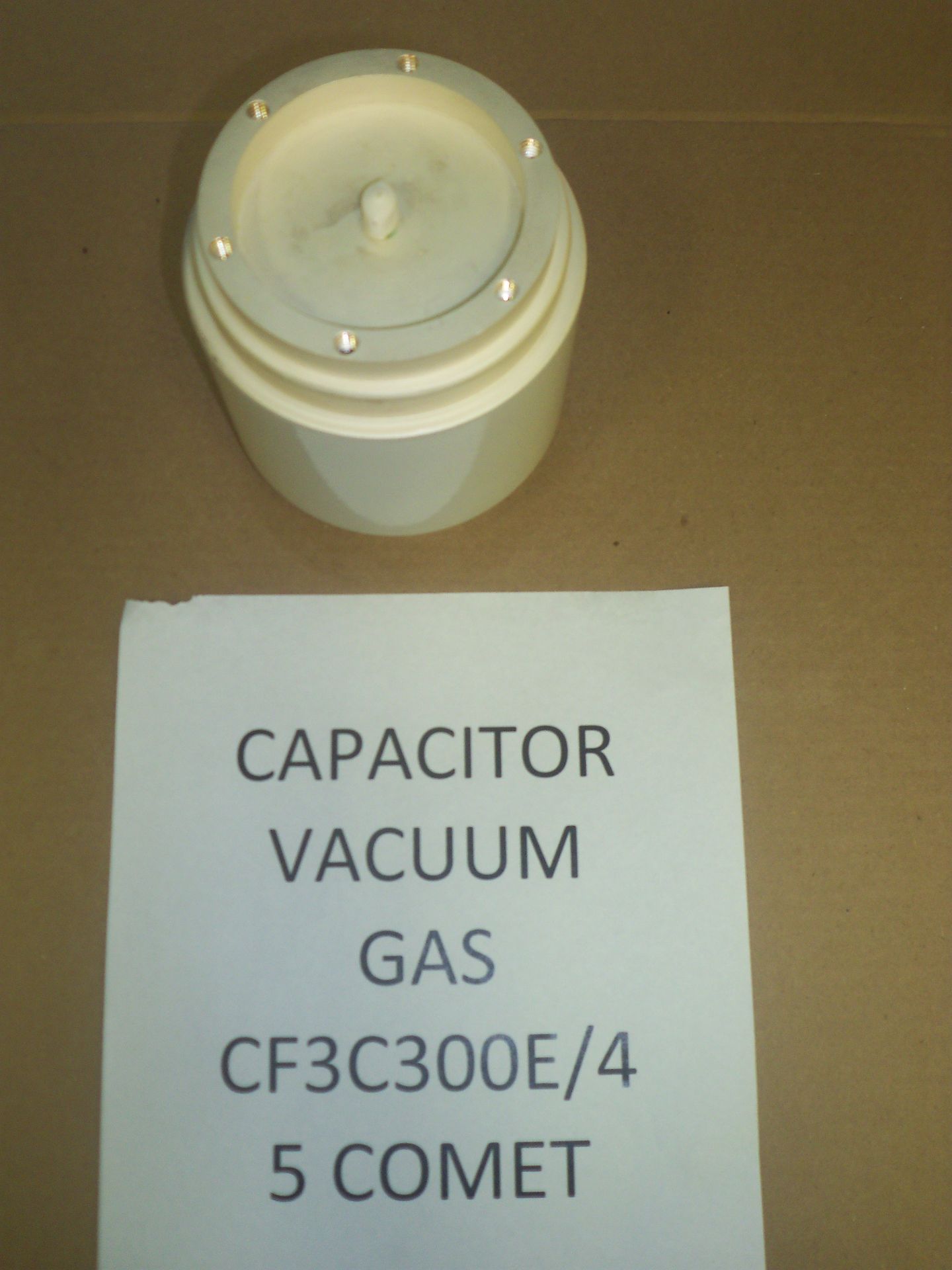 Capacitor Vacuum Gas Cf3c300e/45 Comet