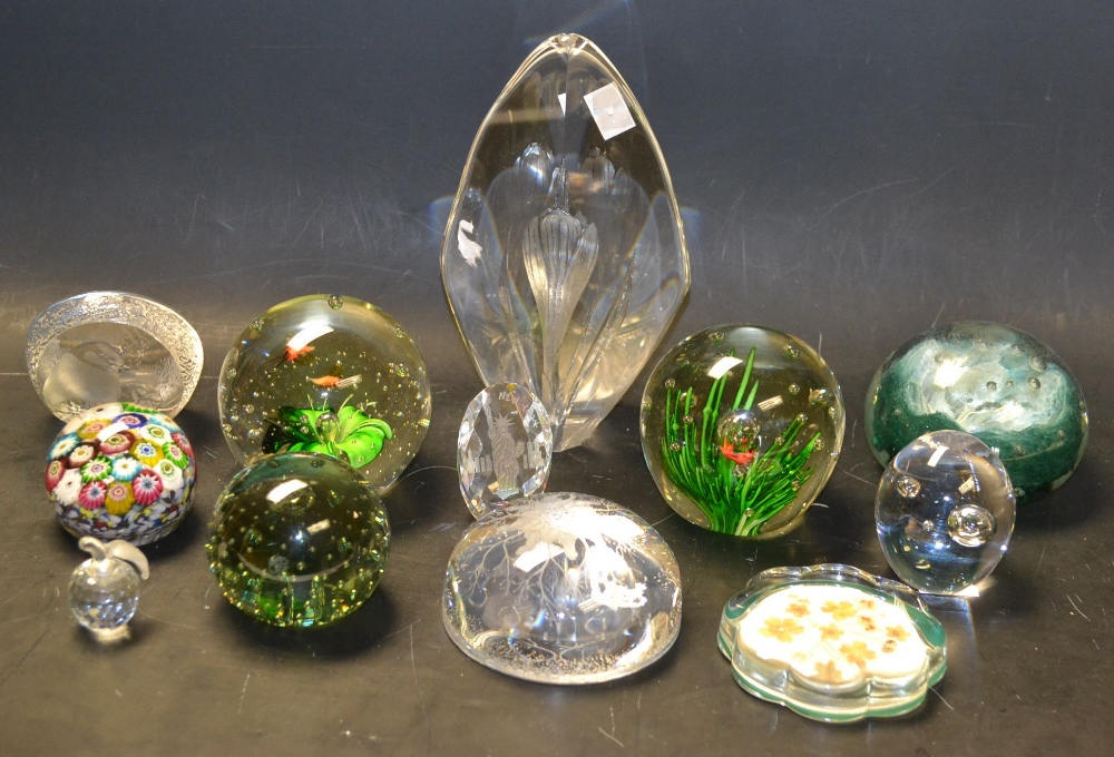 Paperweights - Millefure, etched glass, some signed  (12)