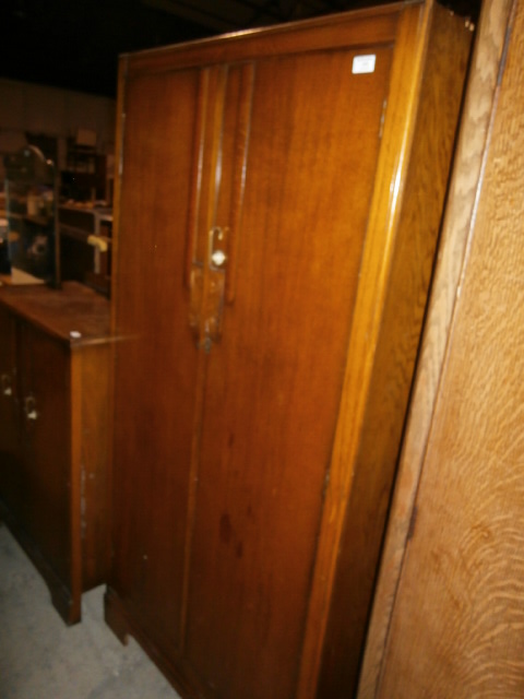 Oak 2 door wardrobe