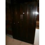 Oak 2 door wardrobe