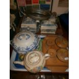 2 trays inc tureens and dressing table set