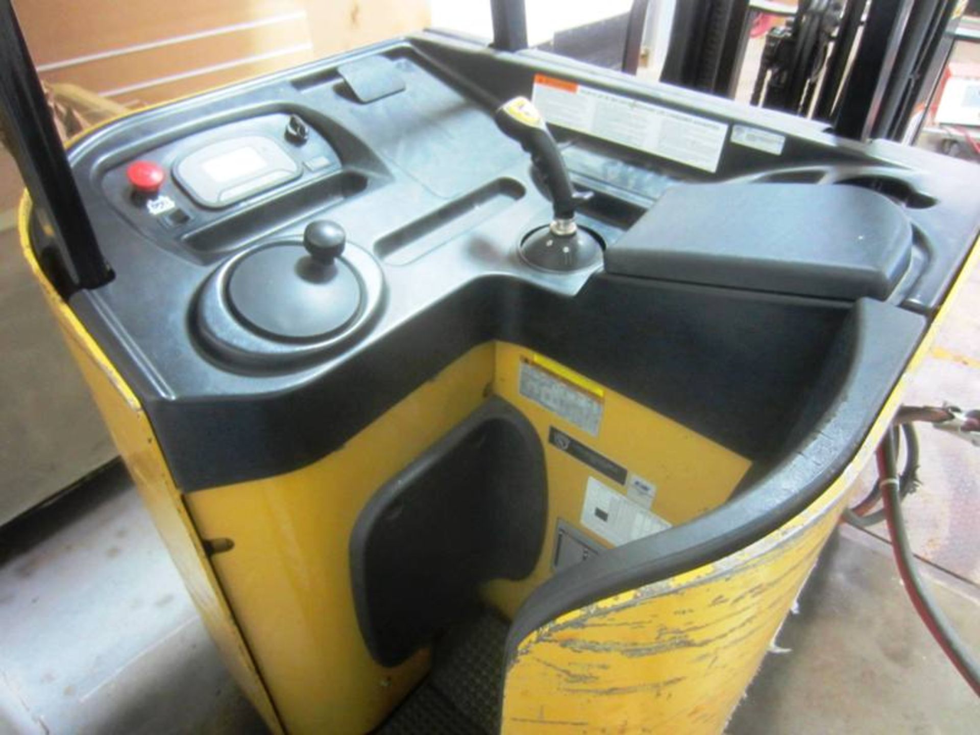 Caterpillar Mdl. ES3500 Stand-Up Forklift, Ser. #A2ES120344, 3250 Lbs. cap. w/Power Guard HD - Image 2 of 3