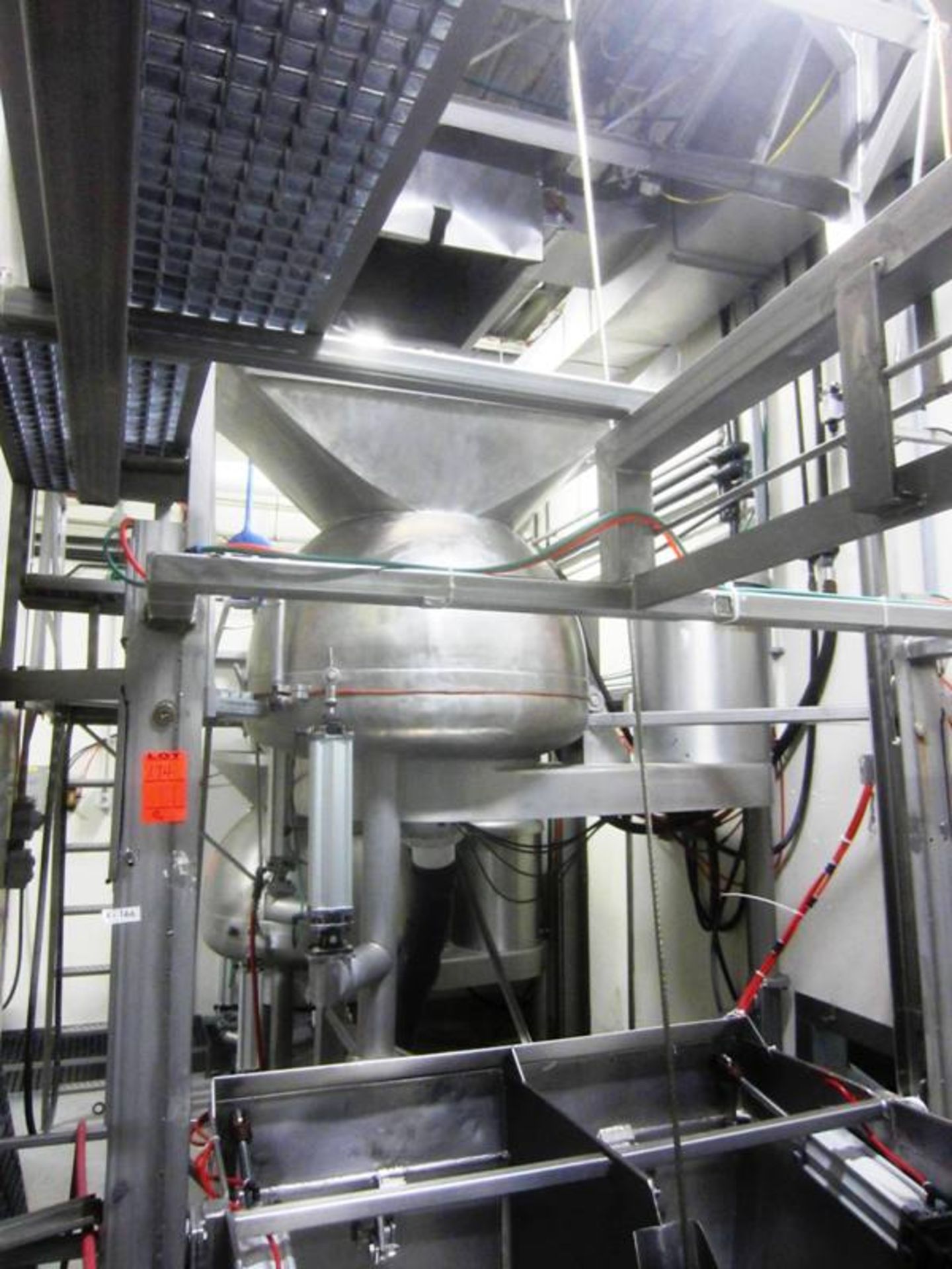 TecFood Mdl. V20 S.S. Stomach Washer with s.s. loader 3' W X 5' L, complete with rail, overhead work - Image 3 of 8