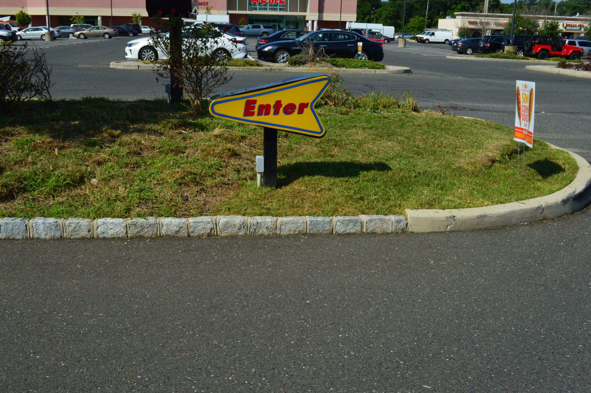 Complete Outdoor Store & Parking Lot Sign Package - Image 7 of 8