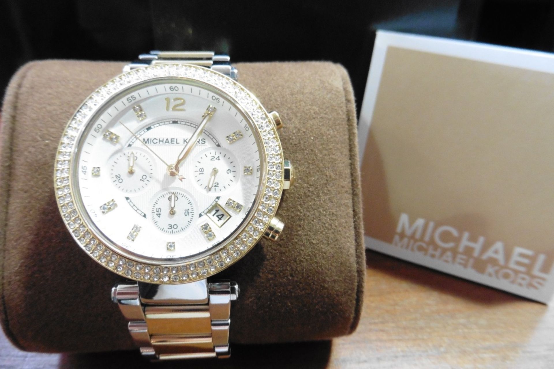 Part of the Parker collection, this stylish watch from michael Kors, model number MK5626, 2 tone,