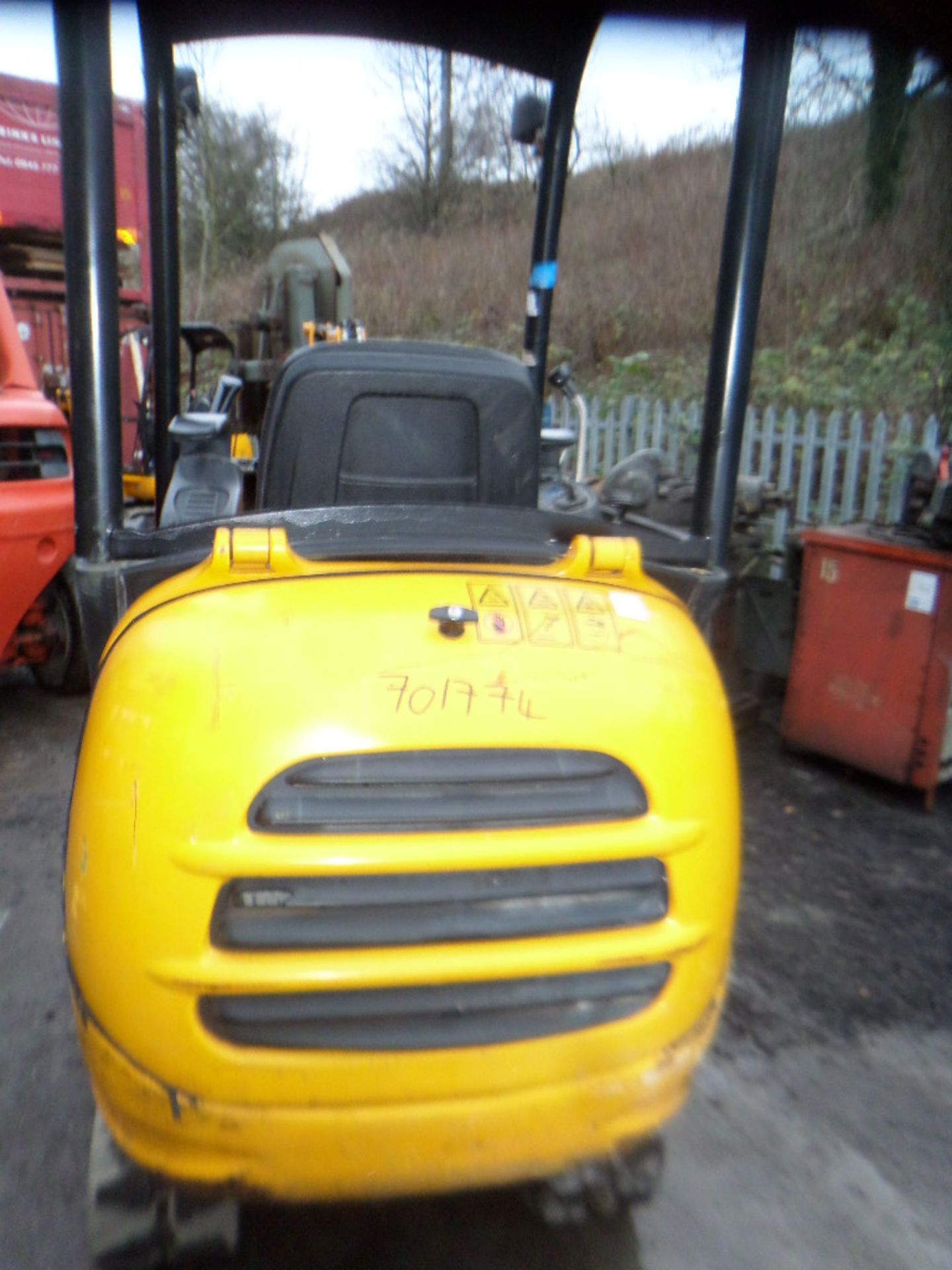 JCB 8014 2011 1.5t mini digger with canopy - Image 3 of 13