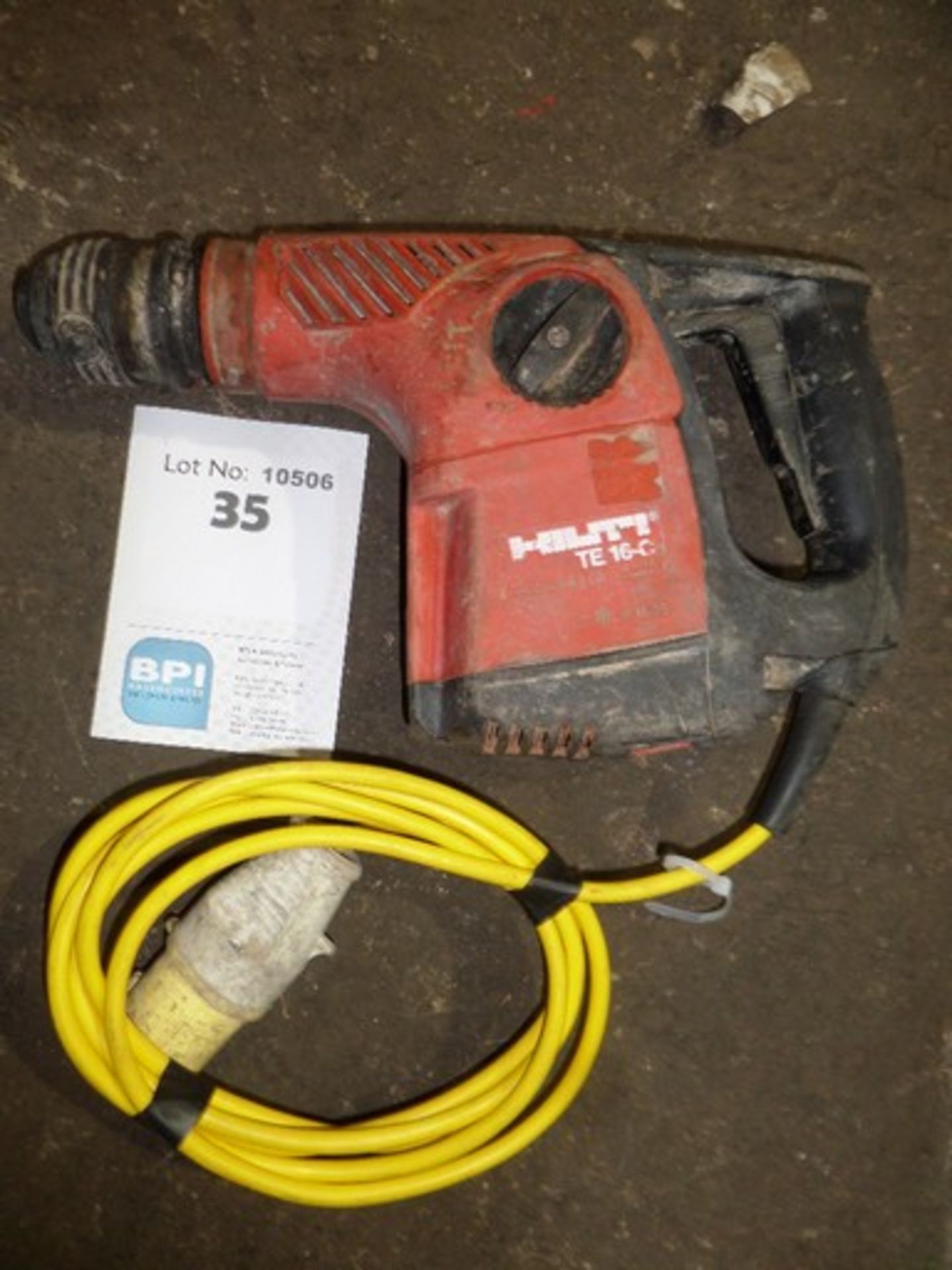 Hilti TE16-C {015179} HAMMER/DRILLER TE30C - 110V 110v 16amp connection and appears to be working