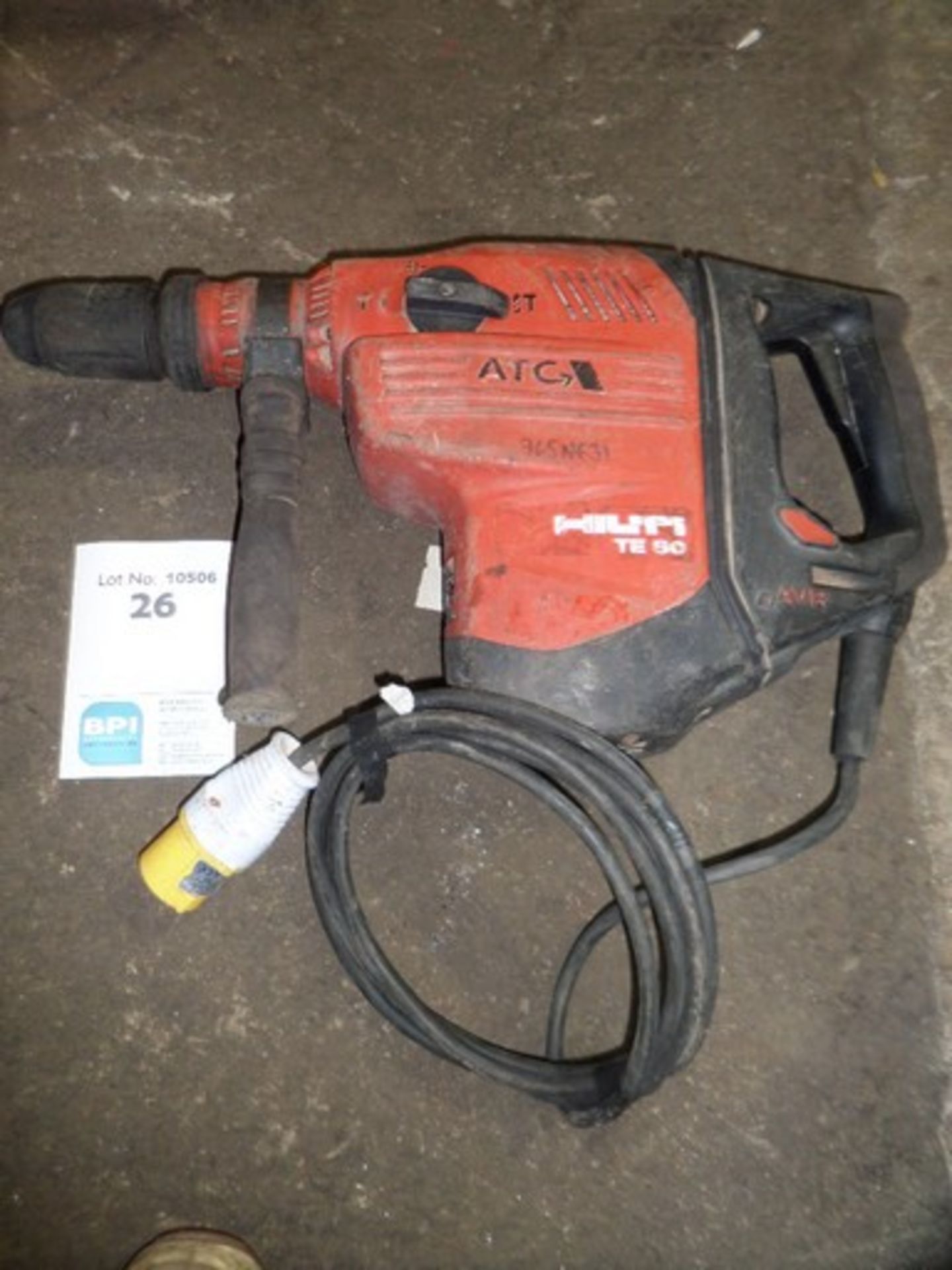 Hilti TE 80ATC {015193} HEAVY DUTY ATC COMBI-HAMMER 110V 110v 16amp connection and appears to be