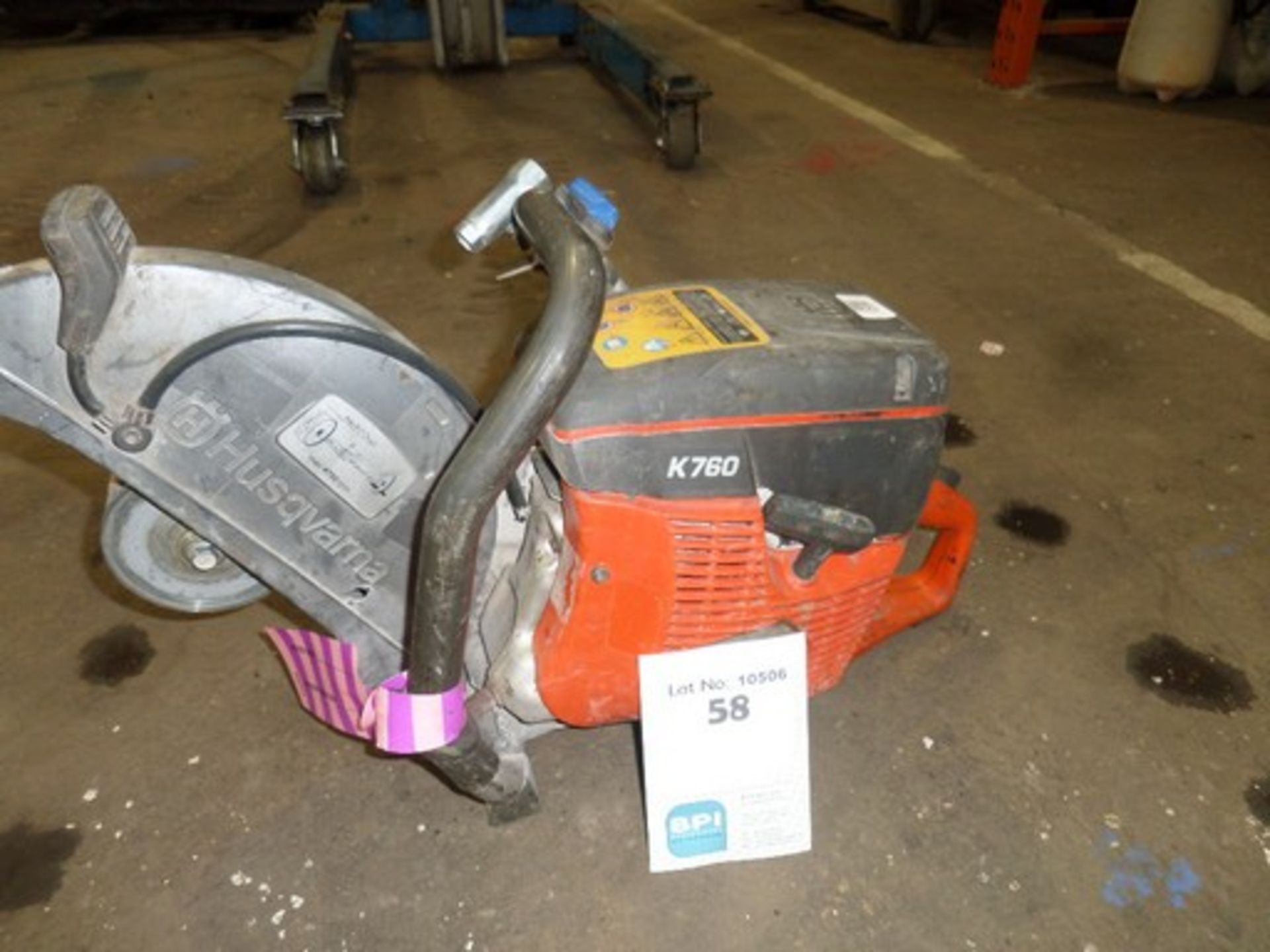 Husqvarna K760 {014959} Cutt Off Saw 300mm- petrol 2 stroke petrol and is working but does require