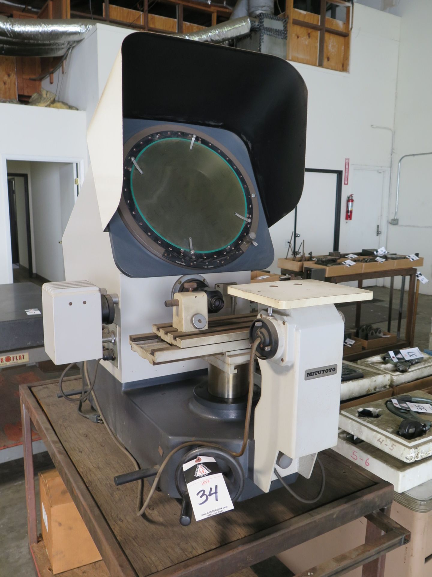 Mitutoyo PH-350 13â€ Bench Model Optical Comparator s/n 10359 w/ Surface and Profile Illumination