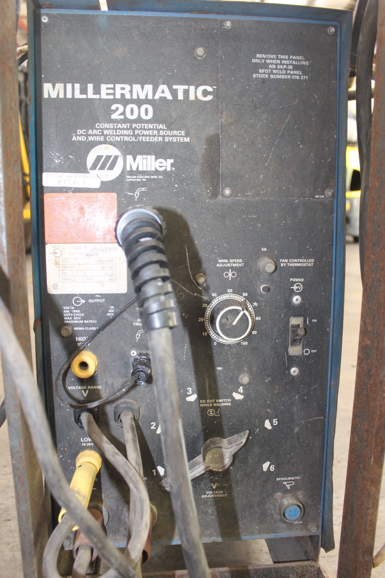 MILLER MILLERMATIC 200 CONSTANT POTENTIAL DC ARC WELDER, VOLTS: 200/230, AMPS: 46/40, KW: 8.3, 1 PH, - Image 5 of 7