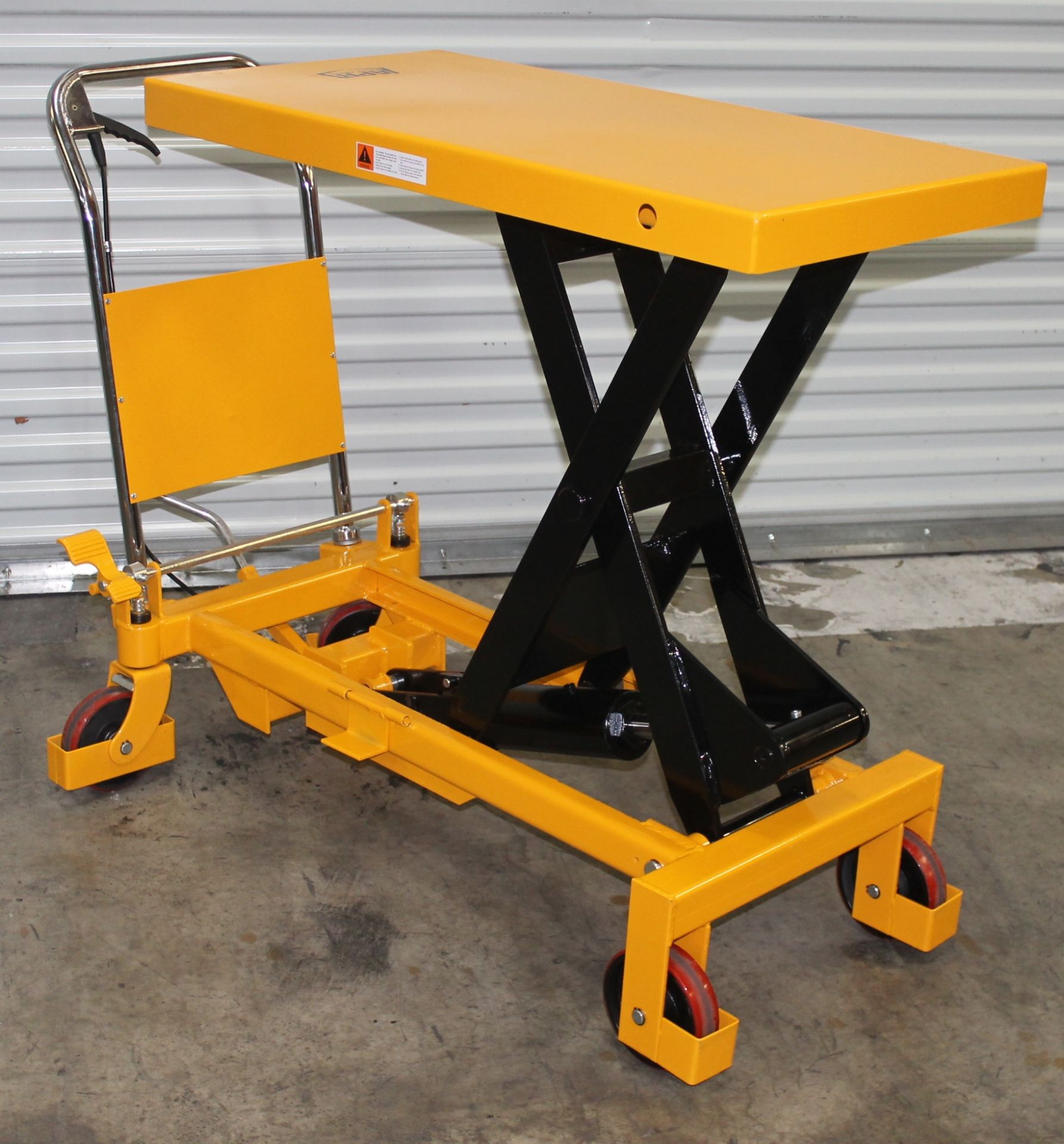 2204 LBS CAP. ROLLING SCISSOR LIFT TABLE, CAPACITY: 2204 LBS., MAX HEIGHT: 39.37", TABLE SIZE: 40" - Image 2 of 8