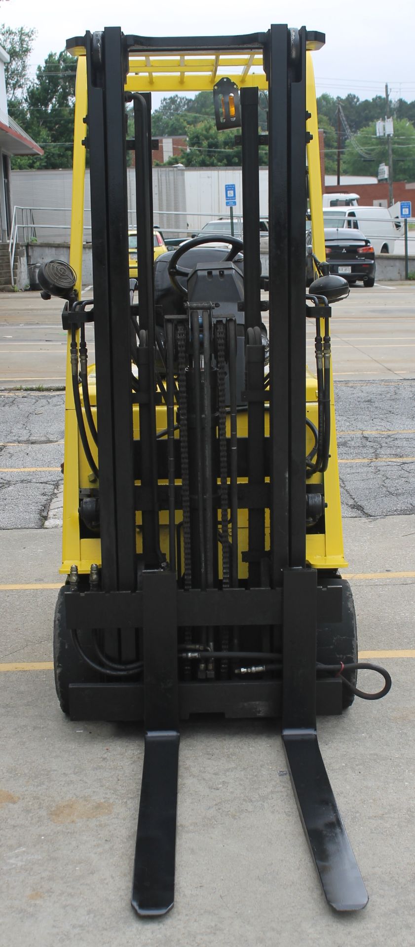 MITSUBISHI 3000 LBS CAPACITY ELECTRIC FORKLIFT, MODEL: 2FBC15, CAPACITY: 3000 LBS., MAX HEIGHT: - Image 4 of 6