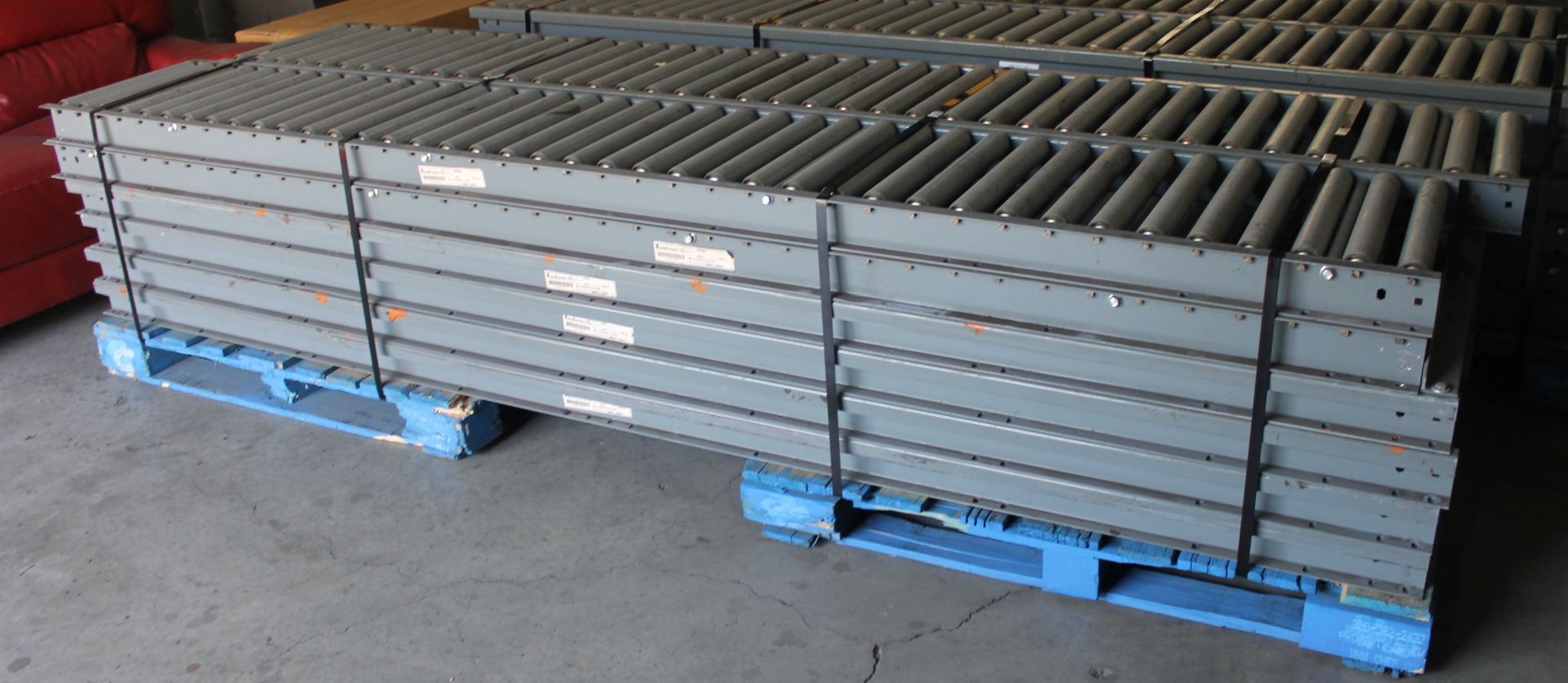 100 FT OF 18" GRAVITY ROLLER CONVEYOR, 1.9" ROLLER, 3" CENTER, PART NO: 915510MA - Image 2 of 4