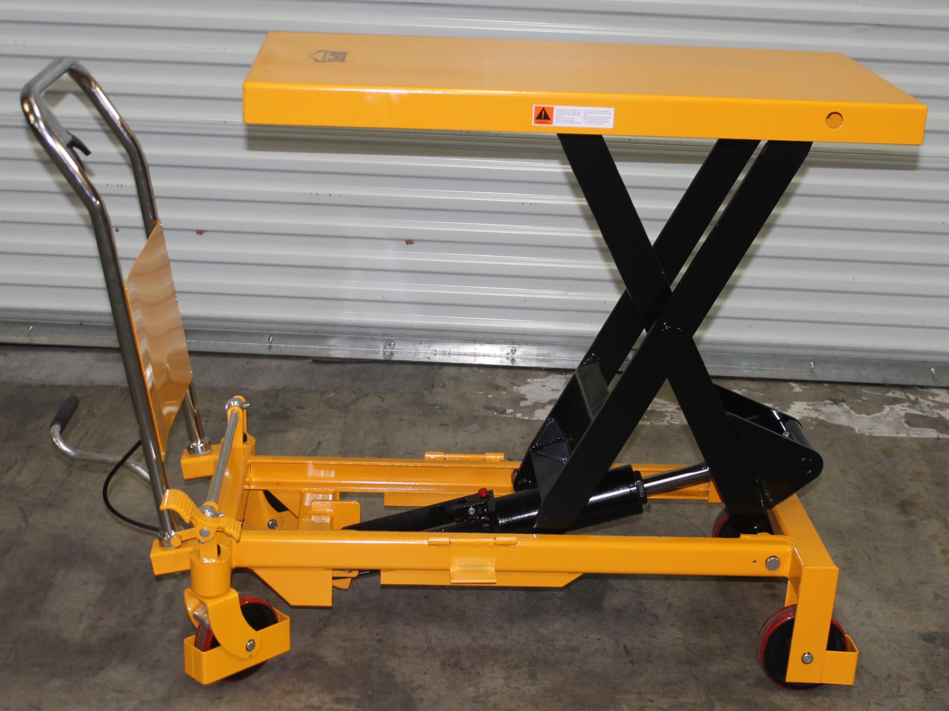 2204 LBS CAP. ROLLING SCISSOR LIFT TABLE, CAPACITY: 2204 LBS., MAX HEIGHT: 39.37", TABLE SIZE: 40" - Image 8 of 8